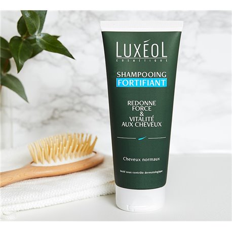 LUXEOL SHAMPOOING FORTIFIANT REDONNE FORCE ET VITALITE AUX CHEVEUX. CHEVEUX NORMAUX 200ML